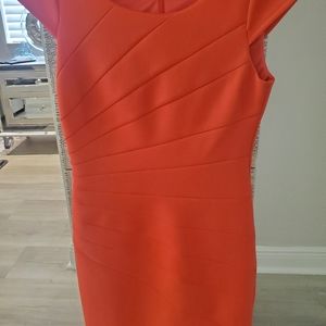 Jessica Simpson knee length dress